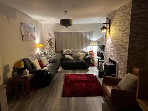 Harmony House enclosed property near beach and lake