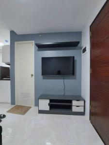 2BR Condo near Oakridge&IT Park wWI-FI&Netflix