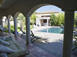Maisons de vacances Villa with private pool : photos des chambres