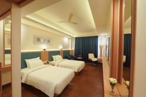 Hotel Turmeric
