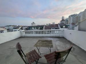 Căn Hộ Áp Mái (Penthouse Apartment)