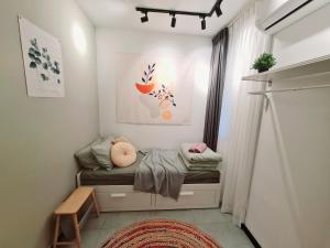 Cozy Modern Tiny Home 2R1B 10 mins to KLCC