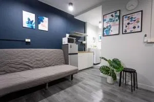 A3 Large Room, Full Facilities - Bang Rak