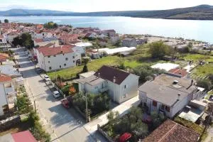 Seaview apartment Aida - Posedarje