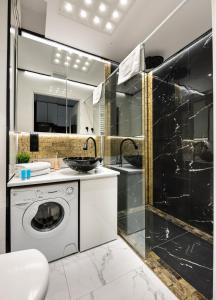 Wola Chic Luxury Studio by BookingHost