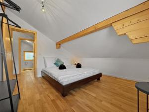 The Laughing Cow - 10 mns from Sion and ski