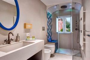 GOCCE VILLAS - Villa Degli Dei Waterfront Villa