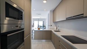 SUNSET WAVES lovely apartment