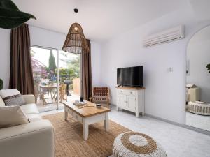Nephele-stylish 2bd Townhouse In Kato Paphos