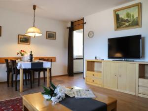 Apartment Allod Park Haus C 605 by Interhome - 3-star hotels in Davos