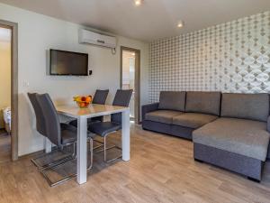 Holiday Home Superior-9 by Interhome