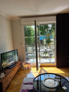 Appartements Bel appart dans parc arbore,200m du metro,parking. : photos des chambres