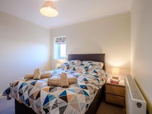 2 bed in Swanage 80361