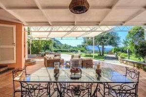 Campanella Villas Gardens Pool Superview