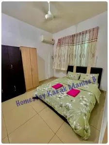 Kota Kinabalu Homestay Kakak Maniss at University Condo Apartment 1 - Kampong Rampayan
