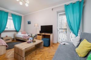 Family Apartment Near Galeria Kazimierz Cracow by Renters