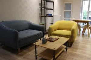 joli 2 pièces avec cour privée - Villeneuve-sous-Pymont