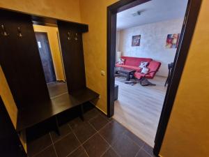 Bansko Royal Towers Thea Apartment, modern renovated bathroom