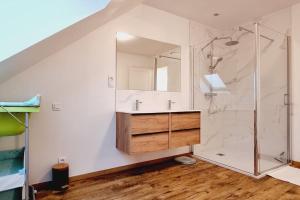 Appartements *l'Oasis du Coeur de Ville*Spacieux et moderne : photos des chambres