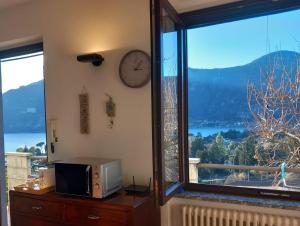 Lake and Guzzi view - Holiday Home