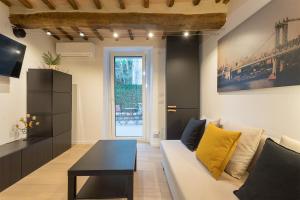 MaRì Modern Flat - con Posto Auto e vicino alla Metro - ItalyWeGo