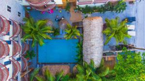 Tropical Palace Hotel