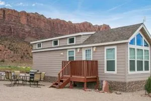 Redrock Moab Tiny House w Loft Site 7 - Old La Sal