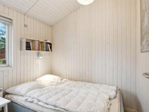 Holiday Home Ubavka - 200m from the sea by Interhome