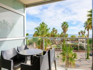 Apartment Apartamento Miramar by Interhome