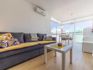 Apartment Zafiro by Interhome - Cubelles