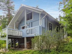 Holiday Home Ukkorinne mökki by Interhome - Komula