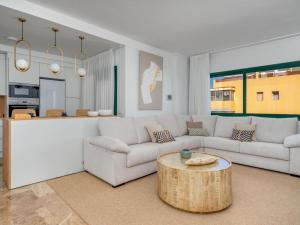 Apartment Los Almendros I by Interhome