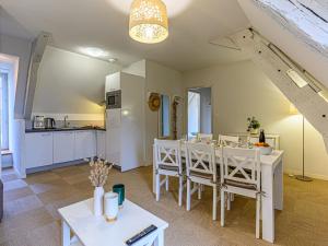 Appartements Apartment Chateau De Kergonano-19 by Interhome : photos des chambres