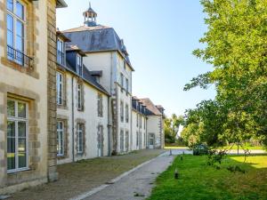 Appartements Apartment Chateau De Kergonano-10 by Interhome : photos des chambres