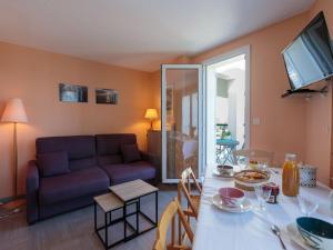 Apartment Parc de Pontaillac-30 by Interhome