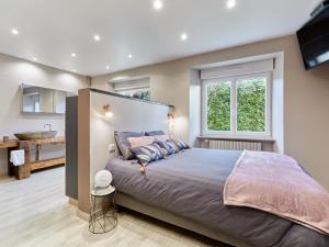 Maisons de vacances Holiday Home Au coin des 3 feux by Interhome : photos des chambres