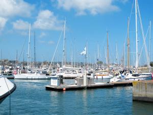 Maisons de vacances Holiday Home Au coin des 3 feux by Interhome : photos des chambres