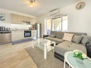 Apartment Steffano-1 by Interhome