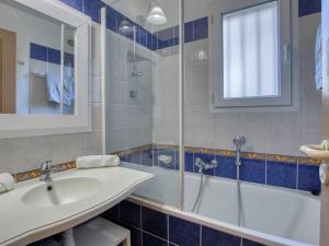 Apartment Les Rivages de Coudoulière-32 by Interhome