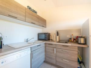 Apartment Les Jardins dAmaryllis-9 by Interhome