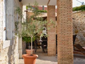 Holiday Home Theodora by Interhome