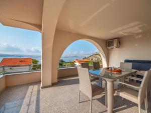 Apartment Steffano-2 by Interhome