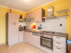 Holiday Home Esther by Interhome