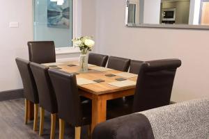 Luxury 8-Bed 2 Bath Contractor Ready!