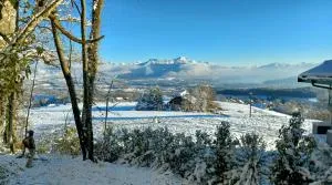 Charmant chalet 8p calme et vue sur montagnes - Les Combes