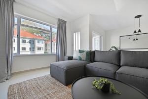 Bantry Bay Apartment with Amazing Views and a Short Walk to the Beach