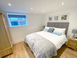 Central Llandudno, Private Parking near to Beach, Pier & Shops