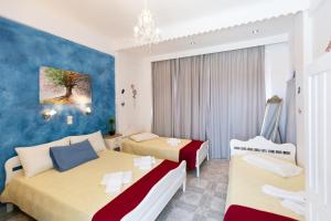 Quadruple Room with Pool View room in Villa Michalis