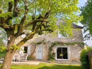 Gite la Doline 3* - Mayrac