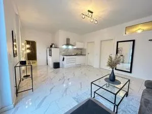 Superior - Central Rooftop - 20min to Hamburg - Bokholt